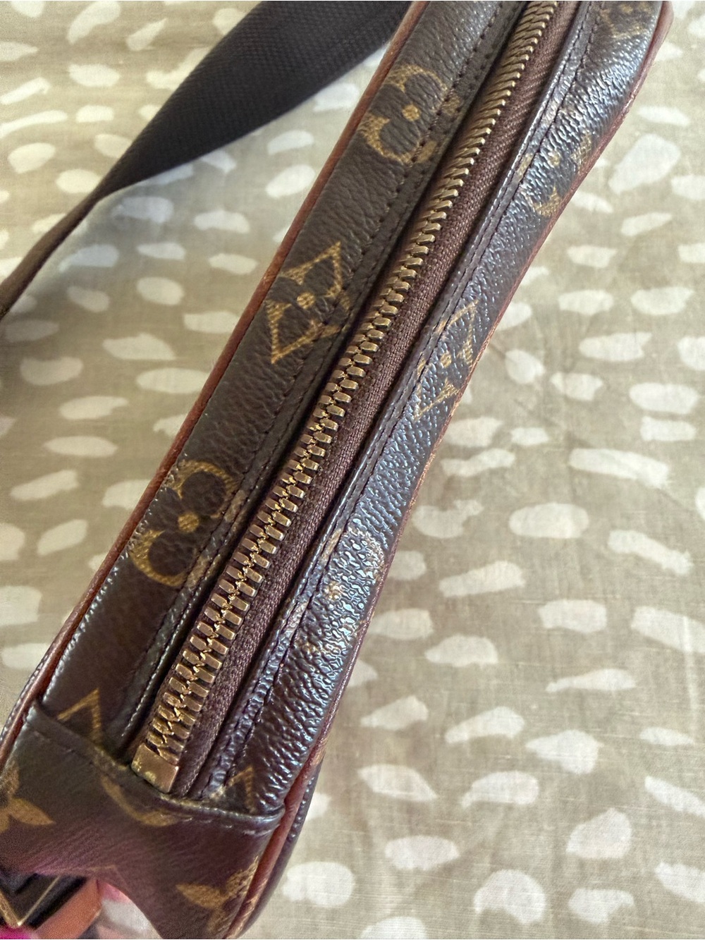 Louis Vuitton Brown Monogram Crossbody Sling Bag - Picture 7 of 9